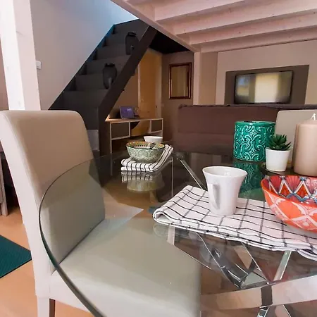 Joivy Lovely Loft With Private Entrance Apartment *